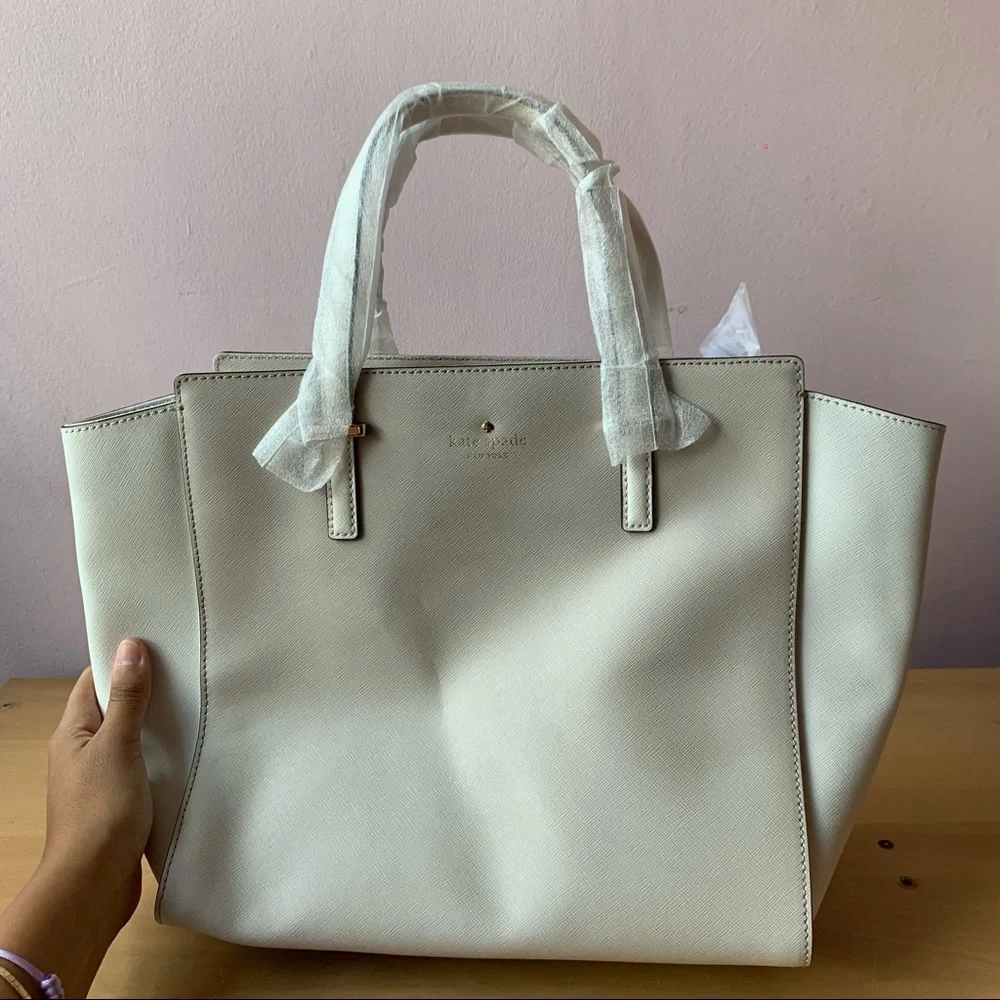 Brand New Kate Spade Beige and White Genuine Leather Shoulder Bag